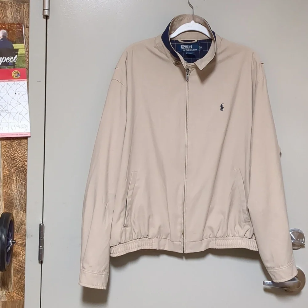 Jacket - Picture 4 of 5